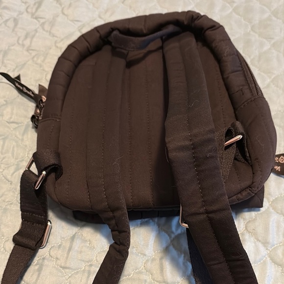 Vera Bradley mini quilted backpack Black Quilted Backpack, new with tag - Picture 3 of 7